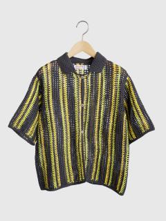 チャコールグレー